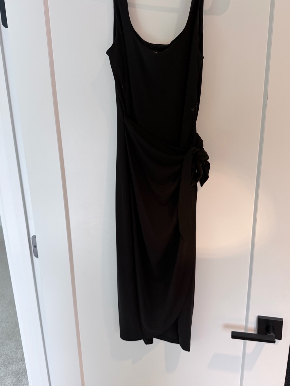 Express Black Sleeveless Tie-Waist Midi Dress